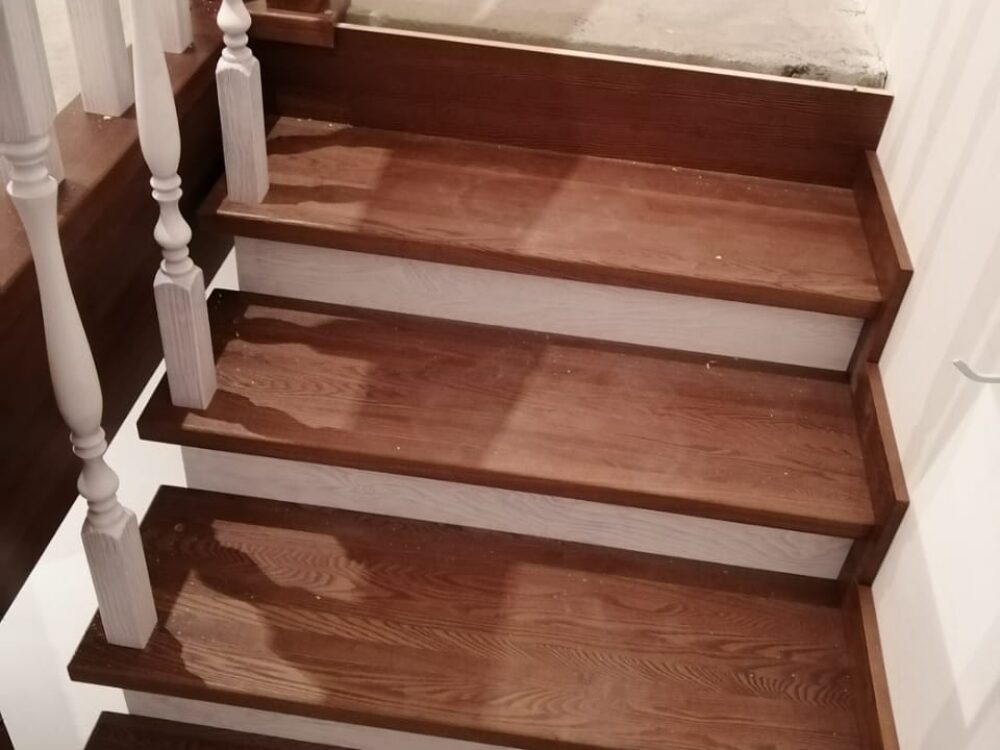 Изготовление Лестницы на заказ из дерева Новосибирск